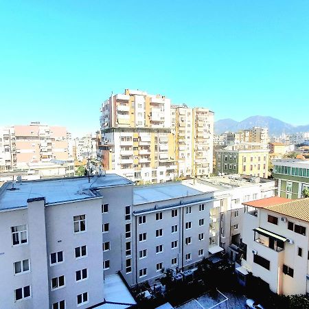 Centerscape - Studio By Dion Appartement Tirana Buitenkant foto