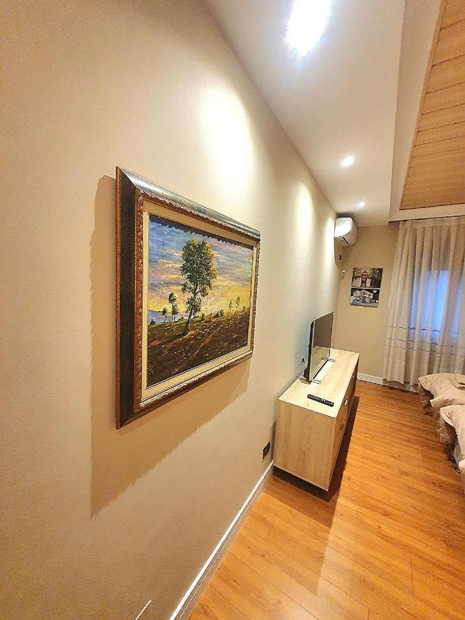 Centerscape - Studio By Dion Appartement Tirana Buitenkant foto
